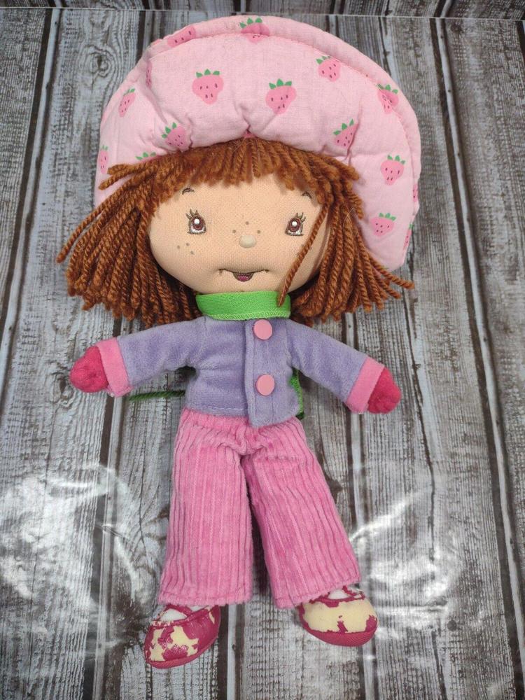 Strawberry Shortcake Plush Doll Winter outfit 6” Rare - Picture 6 of 6